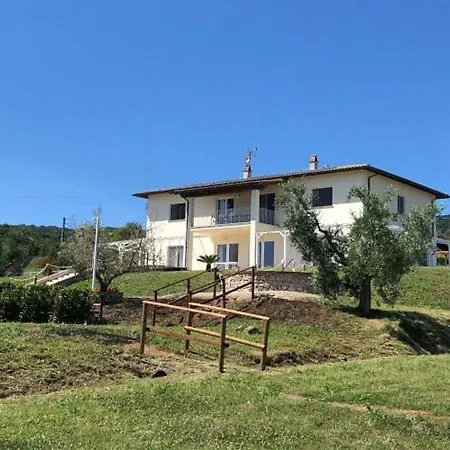 شقة Holiday House Alessia *